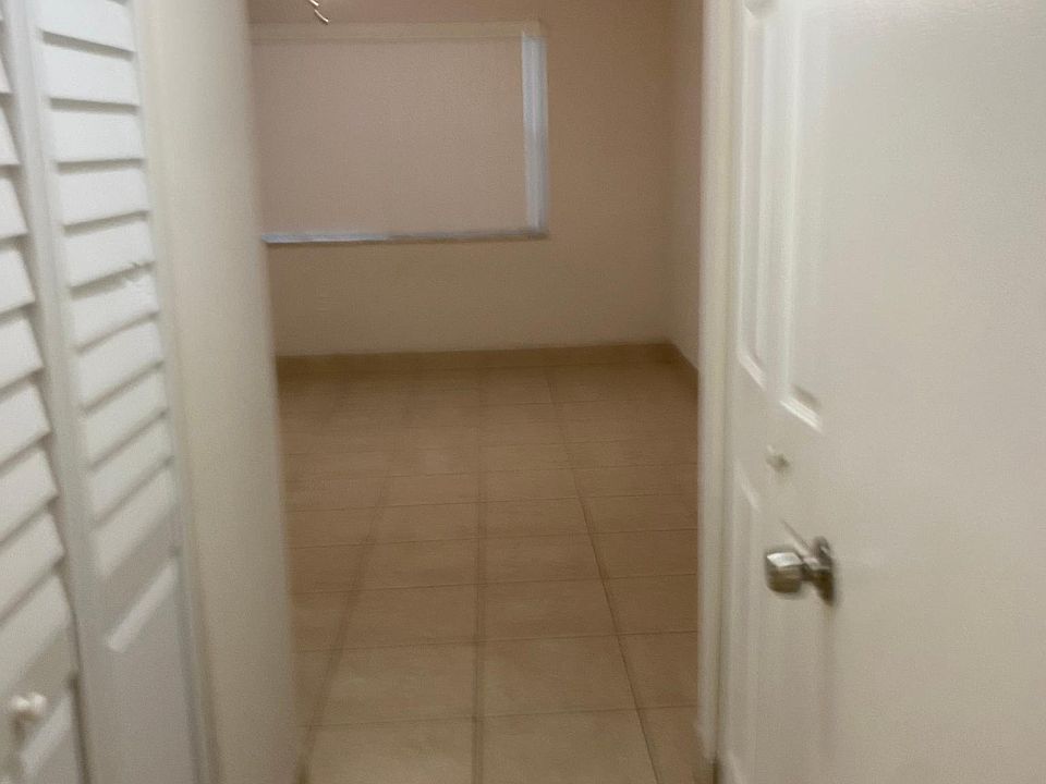 1st image of 4215 N University Dr APT 105