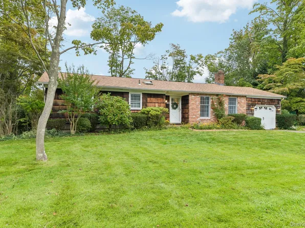 365 Van Buren Street, Smithtown, NY 11780