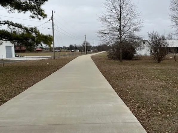 968 S Klenc Rd #3, Springdale, AR 72762