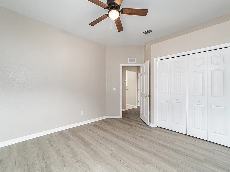 10061 SW 74th Ter — Photo 10