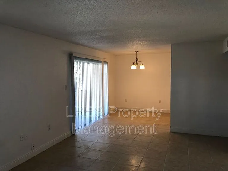 4725 S Texas Ave #A — Photo 4