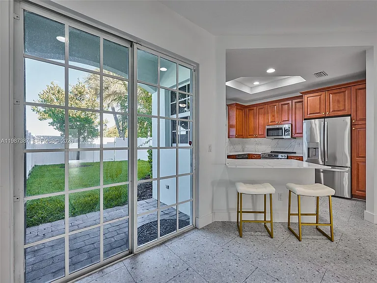 475 Ocean Ridge Way — Photo 10