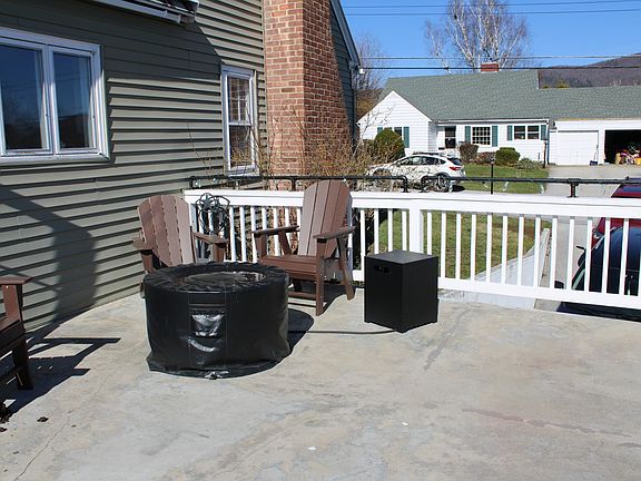 5th image of 9 Harvard Street