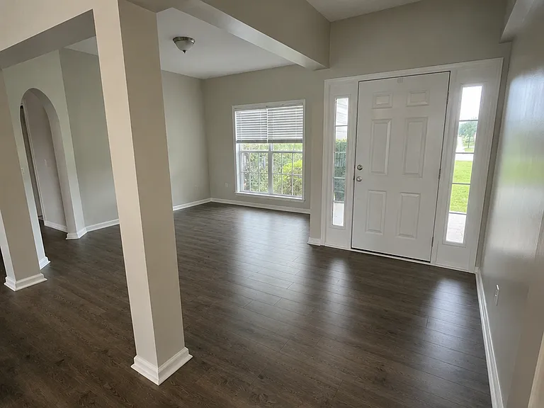 201 Fountain Crest Dr — Photo 9