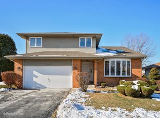 18036 Vista Dr, Country Club Hills, IL