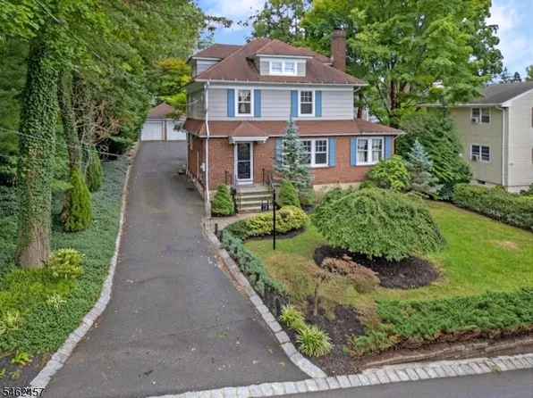 12 Bernards Ave, Bernardsville Boro, NJ 07924