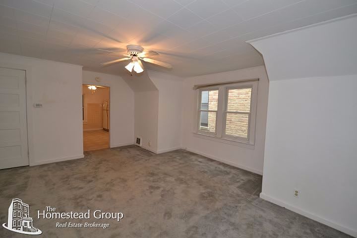 1st image of 3239 N Leavitt St #02