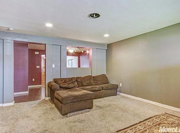 5th image of 308 San Juan Dr
