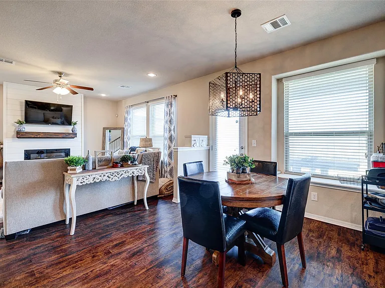 5901 Scenic Lake Dr — Photo 12