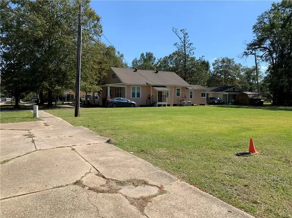 610 E Morris Ave, Hammond, LA 70403