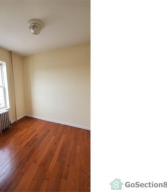 1st image of 78 Oak St APT 4