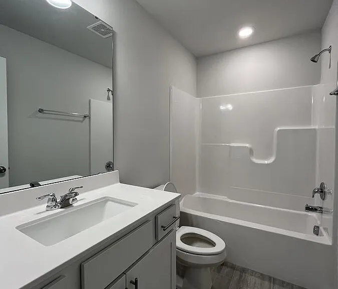 1200 Matterhorn Dr — Photo 22