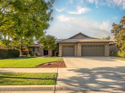 5905 W Oriole Avenue, Visalia, CA, 93291