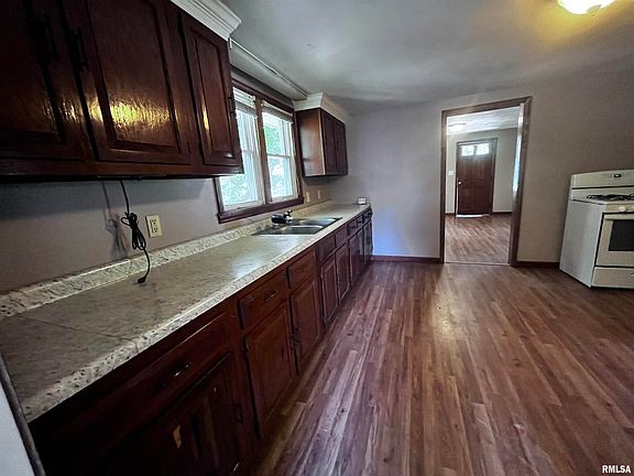 5th image of 1318 S 11th St