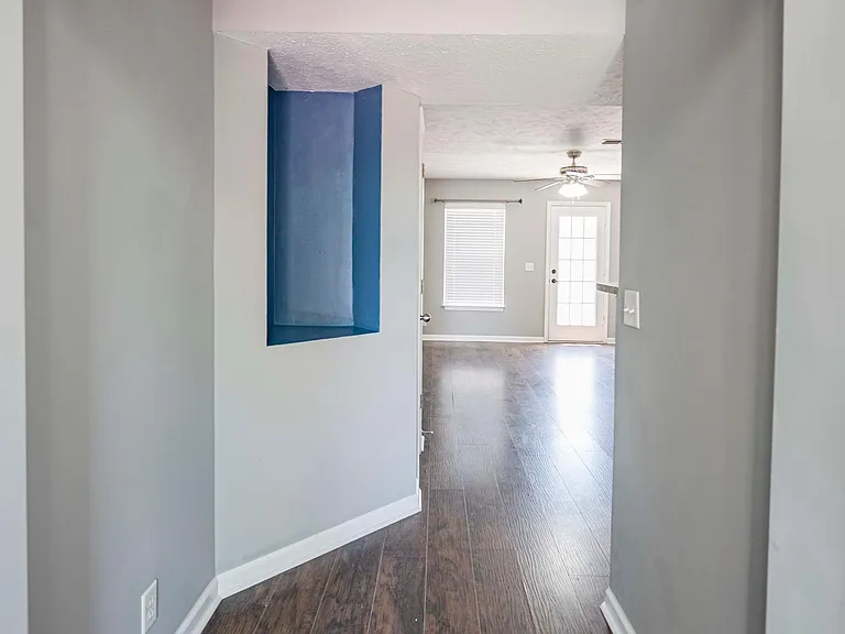 2127 Victory Gallop Ln — Photo 2