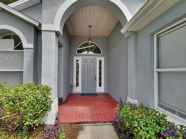 1110 Plover Pl — Photo 2
