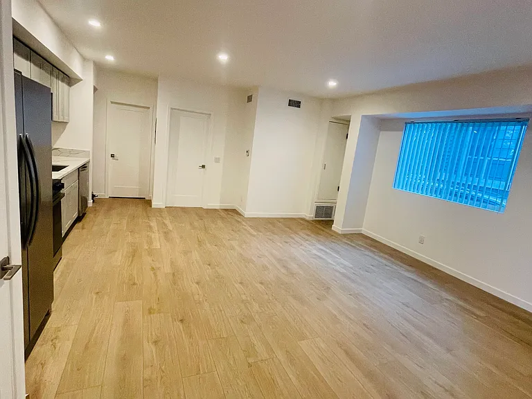 1707 Brockton Ave #14 — Photo 11