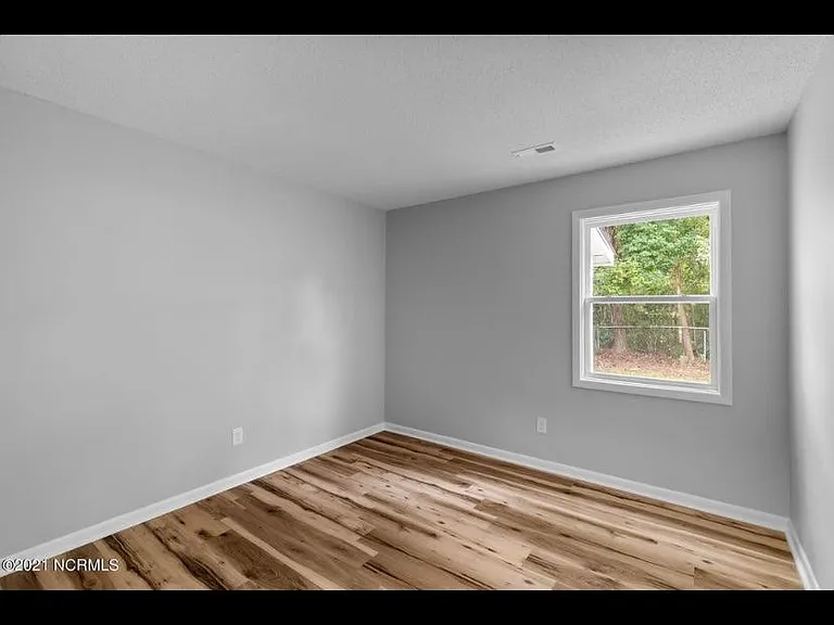 236 Webb Blvd — Photo 11