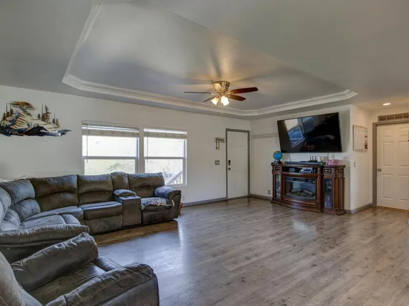 9212 Banderilla Dr, La Grange, CA 95329