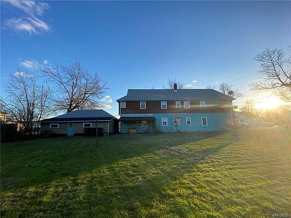 3rd image of 1087 Payne Ave