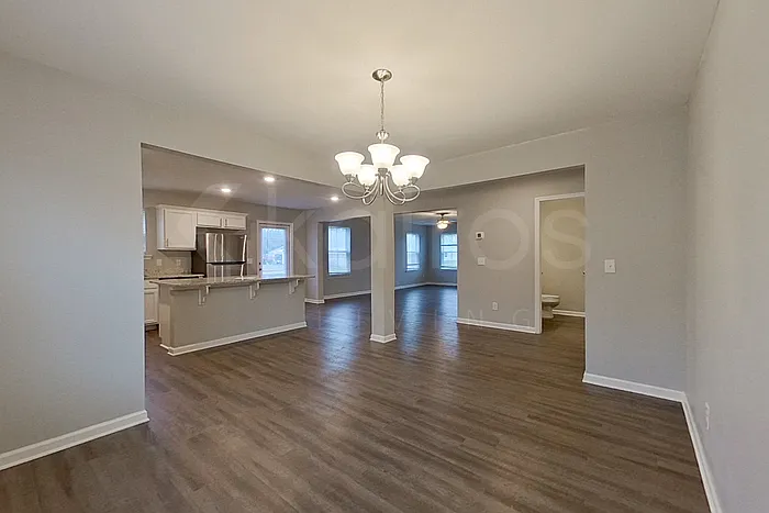 101 Paper Birch Dr — Photo 3