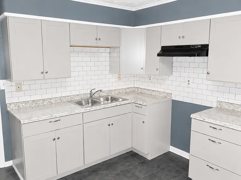 2137 Lowell Ave — Photo 6