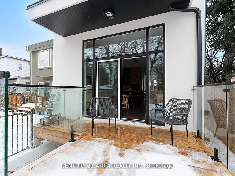 65 Crewe Ave — Photo 46