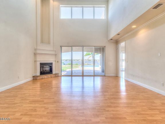 4th image of 110 River Ln