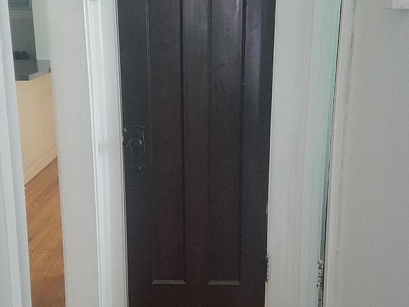 3rd image of 4959 N Hoyne Ave #1