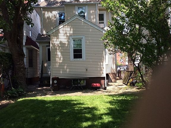 2nd image of 14336 Franklin Ave