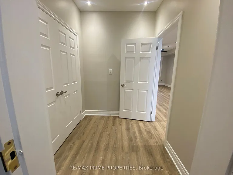 2929 Bur Oak Ave #MAIN — Photo 3