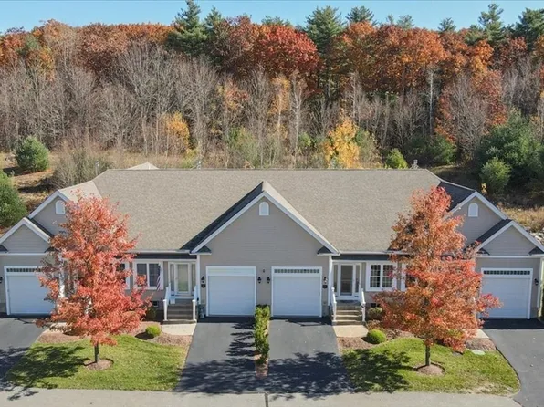 4 Saybrook Dr Unit 4, Hubbardston, MA 01452