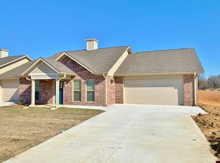 1040 E 16th St, Mountain Home, AR 72653