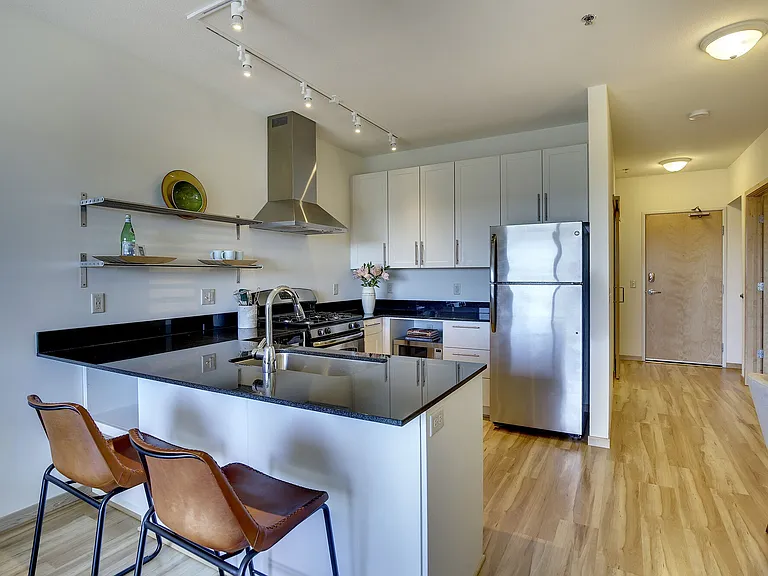 NoLo Living — Photo 41