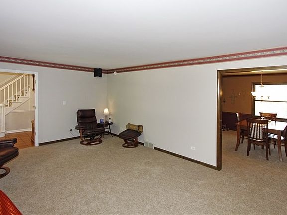 5th image of 2095 Mertz Ct