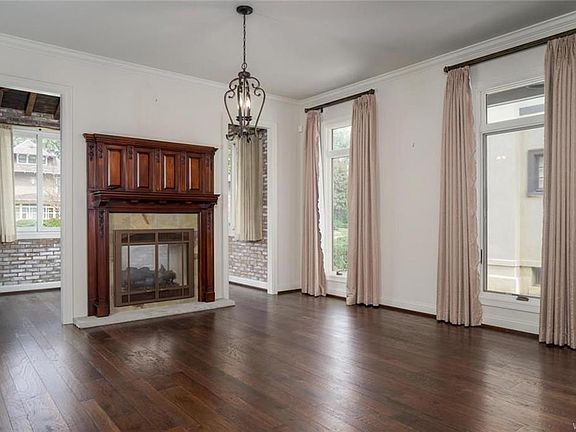 4th image of 759 Lafayette Ave