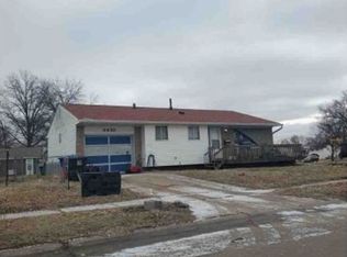 4410 49th St, Moline, IL 61265