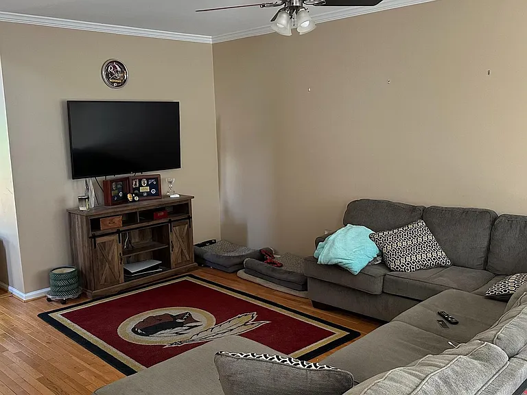 2326 Turnbridge Ct — Photo 3