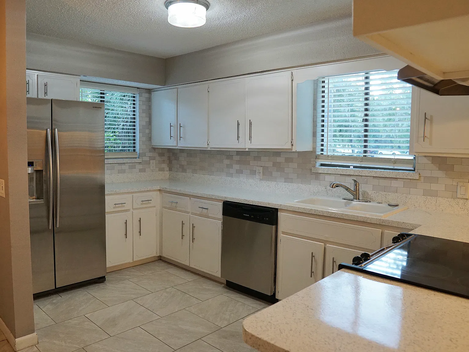 2 bed, 1280 sqft, $1,500 — Photo 3