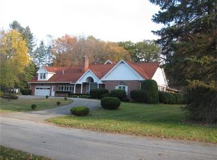 640 McKinley Dr, Somerset, PA 15501