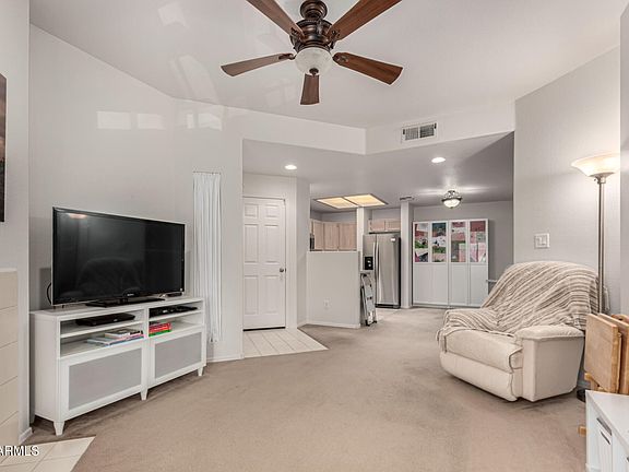 2nd image of 10410 N CAVE CREEK Road #1078