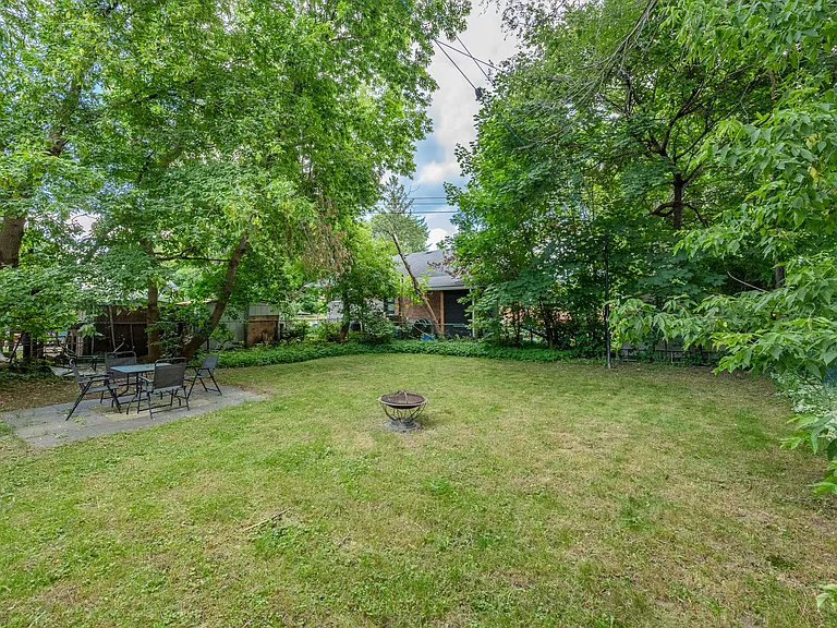 2344 Midway Ave #A — Photo 28