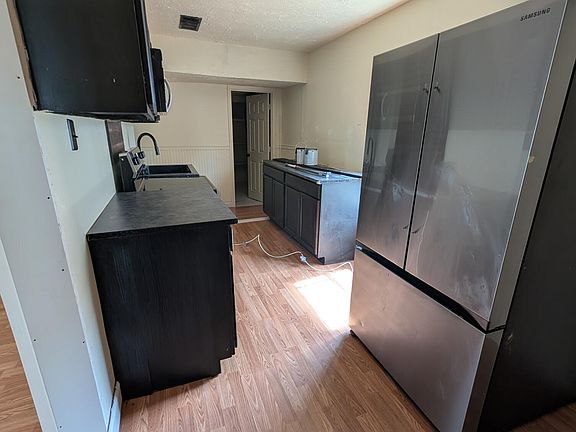 5th image of 171 Arceme Ave