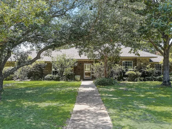 101 Luther Ln, Heath, TX 75032