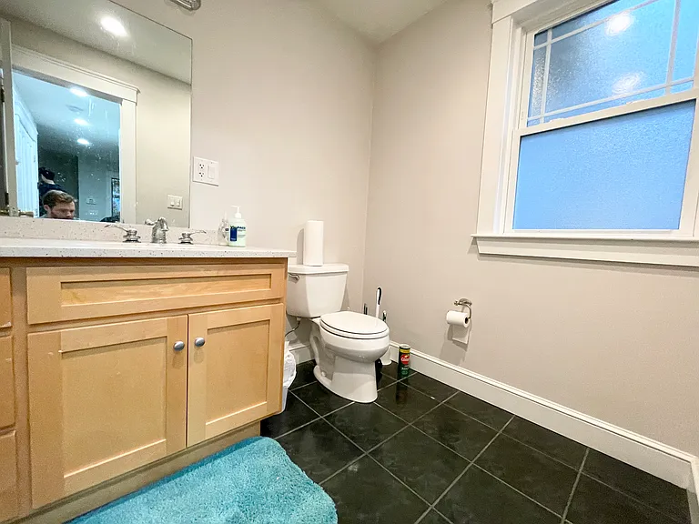 27 Iroquois St #1 — Photo 10