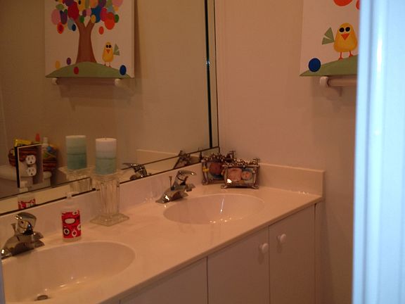 Extra bath - double sinks