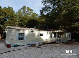 1752 Spanish Cove Dr S, Lillian, AL 36549