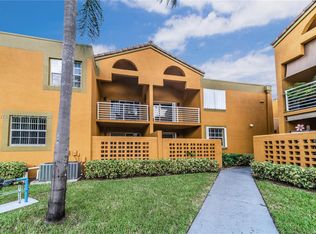 9705 Fontainebleau Blvd #B107, Miami, FL 33172