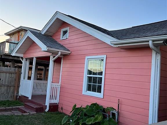 2nd image of 6116 Avenue Q 1/2