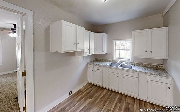 4th image of 804 S San Augustine Ave